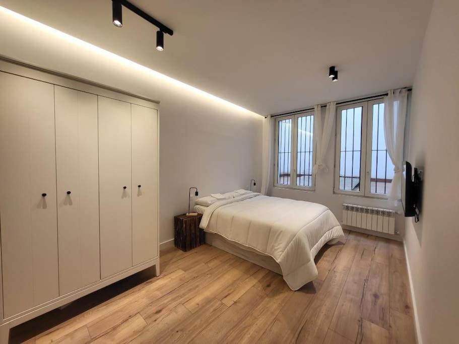 Moderno Apartamento Centrico Para 8 Personas Lejlighed Bilbao Eksteriør billede